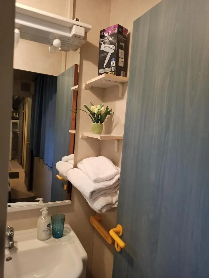 아파트 Bungalow Seaesta Lago Di Lugano 포를레차