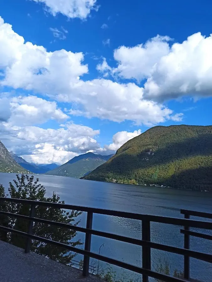 아파트 Bungalow Seaesta Lago Di Lugano 포를레차